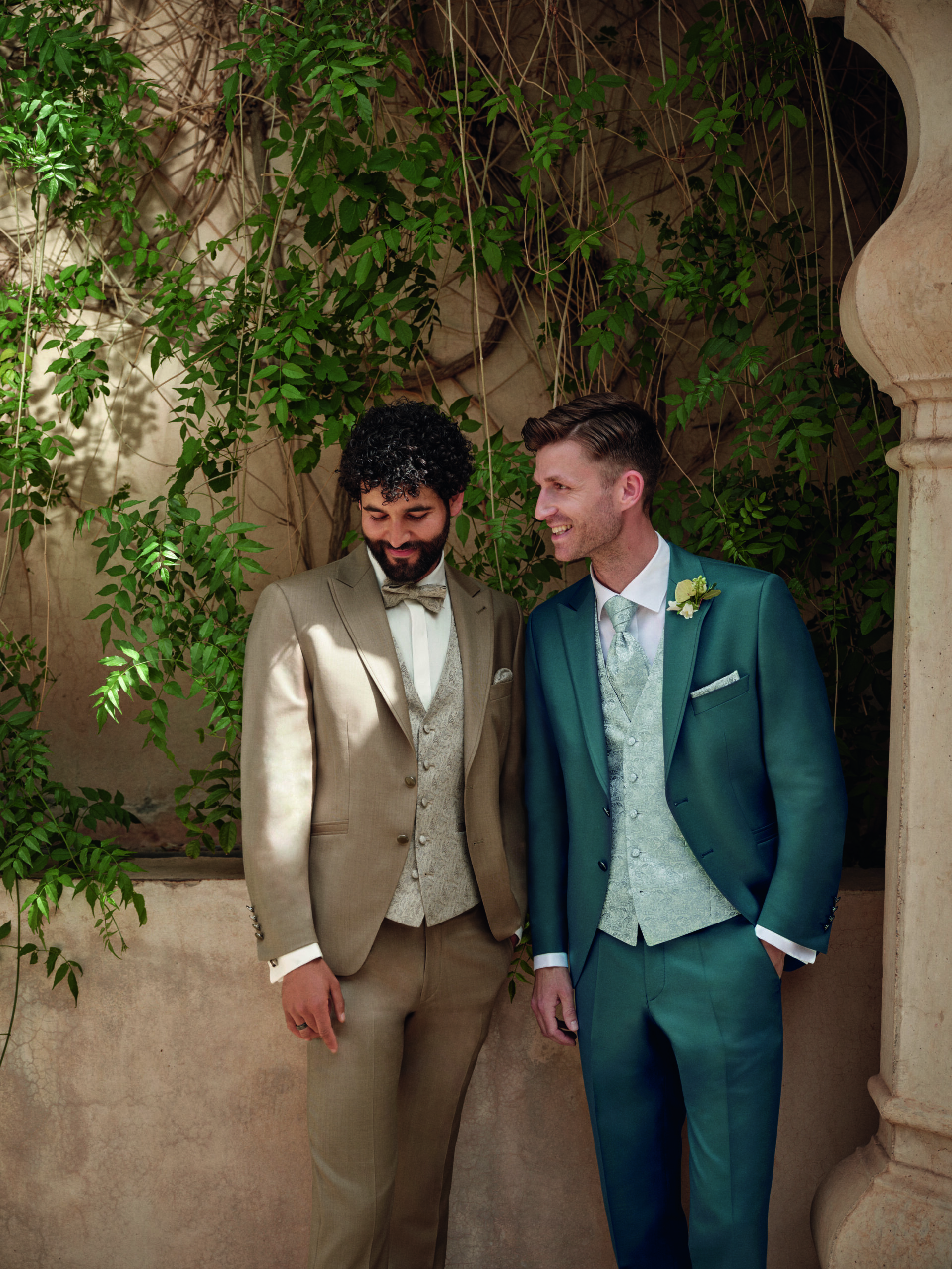 Wilvorst - Hochzeitsanzüge Wilvorst - Hochzeitsanzug in braun/beige und klassisch blau - Bräutigam